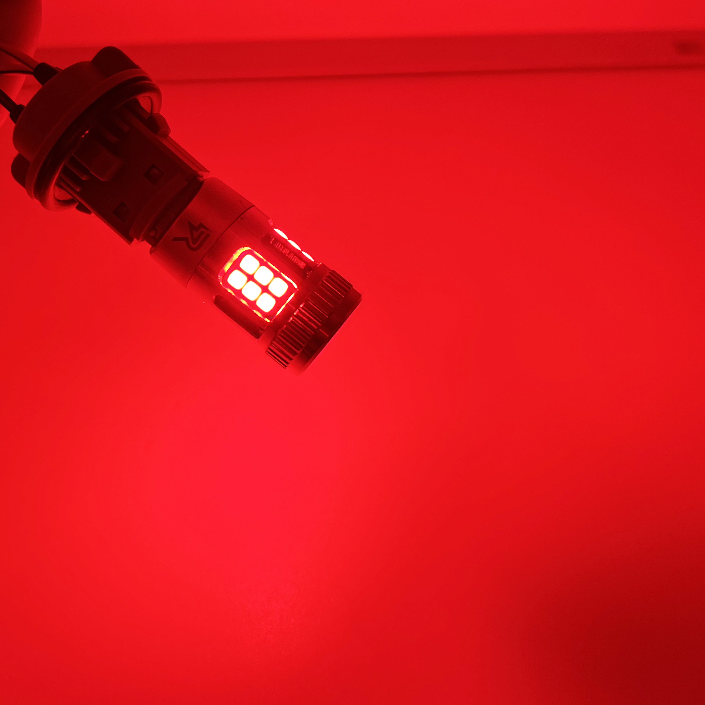 Riglow™ 24SMD3030 CANBUS LED Bulb – 25W 1000LM Multi-Color Series-27