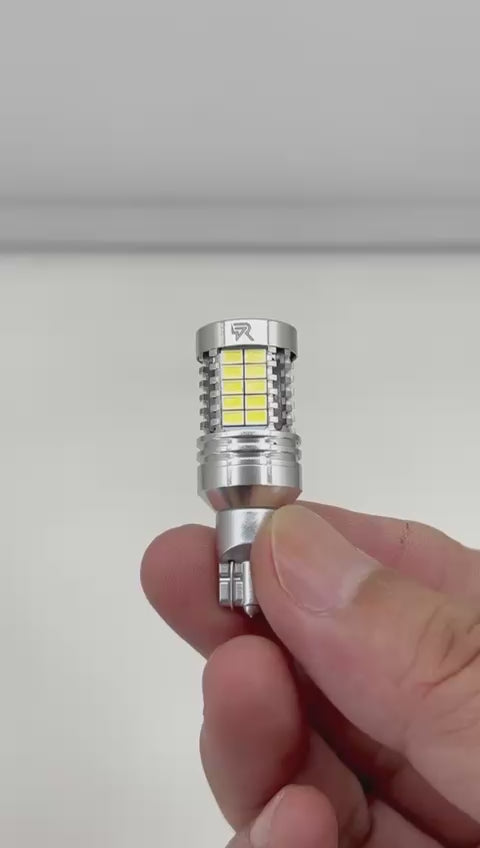 Riglow™ T15 CANBUS LED Bulb – 44×3020 SMD Error-Free-2